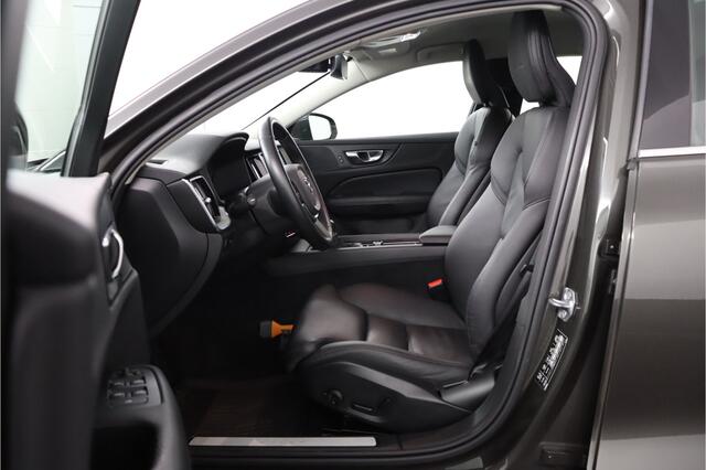 Volvo V60 2.0 T4 Inscription Eerste Eigenaar | Trekhaak | Eerste Eigenaar | All Season Banden |
