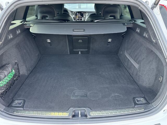 Volvo V60 2.0 T4 R-Design Polestar | Trekhaak | Memory seats |