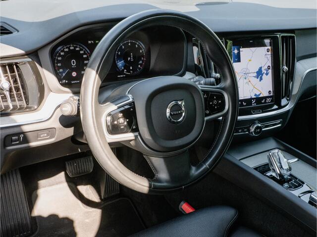 Volvo V60 2.0 B3 163pk Inscription Trekhaak/ Harman-Kardon/ Contourstoelen/ Stoel-stuurverwarming/ Camera/ Memory/ Carplay