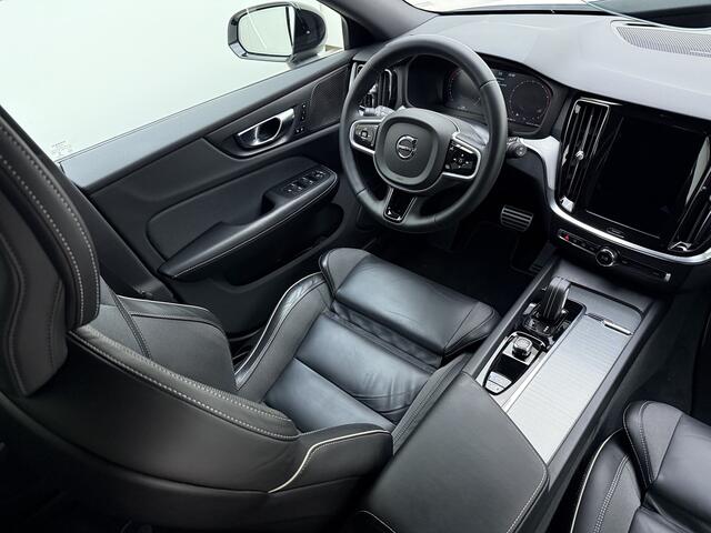 Volvo V60 B3 177pk R-Design / Harman&Kardon Audio / Elektr. Bestuurdersstoel / Stoel + Stuurw. Verwarming / Adapt. Cruise Control / 19'' / Getint glas /