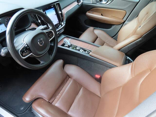 Volvo V60 2.0 B3 Inscription*Panoramadak*Trekhaak*Leder*H&K*