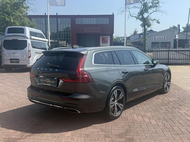 Volvo V60 2.0 T6 AWD Inscription automaat 310 pk navi climate ctr camera cruise leder ctr elktr trekhaak harman kardon lmv 18 inch digitaal instrumentenpaneel 1e eigenaar dealer onderhouden
