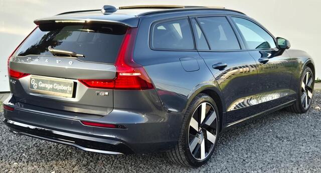 Volvo V60 2.0 T8 Phev AWD Plus Dark 19" Wielen - Panoramadak - Lighting - Harman Kardon Audio - 360 Camera -RA00 Interieur vol leder - voorruit verwarming - Achterbank verwarming - Memory stoelen