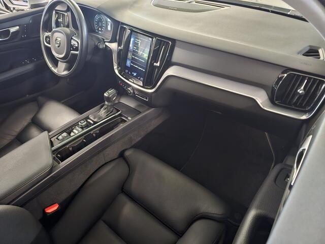 Volvo V60 2.0 T5 Inscription | Panoramadak | H&K | Trekhaak