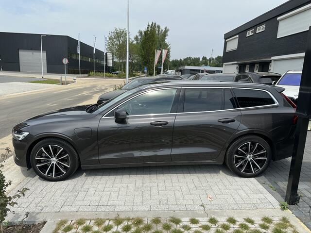 Volvo V60 2.0 T6 AWD + Bright 388 PK