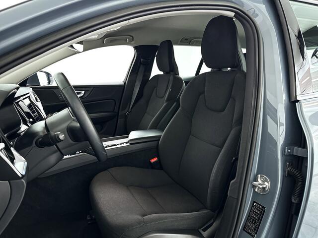 Volvo V60 B3 Core | Park assist | Cruise control | Navigatie | Elektrische achterklep