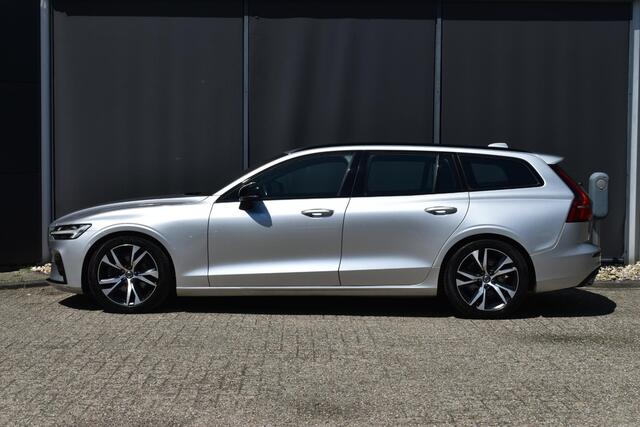 Volvo V60 B4 Automaat R-Design | Harman Kardon Premium Sound | Adaptieve Cruise Control | BLIS | Parkeercamera | Standkachel | Elektrische verstelbare voorstoelen | Stoel-/Stuurwielverwarming | Noodreservewiel | Navigatie |