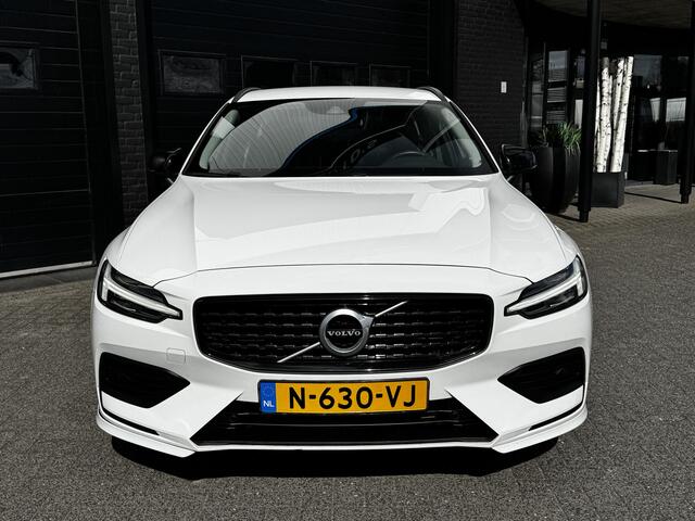 Volvo V60 2.0 B3 163PK Momentum R-Design | Camera | Trekhaak | Stoel & Stuur verw. | ¤23.900,- incl. BTW