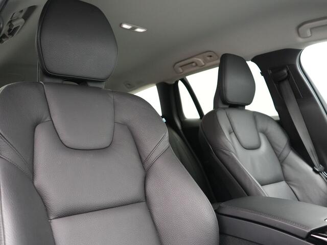 Volvo V60 T6 AWD Plus Dark LONG RANGE PHEV 350pk Dealer O.H. | Adaptive Cruise | Camera | Harman / Kardon | Lederen Sportstoelen Memory & Verwarmd | Keyless | Blis | Stuur Verwarmd | Google Assistent | Apple Carplay | Plug In Hybrid |