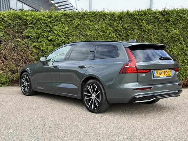 Volvo V60 T8 Plug-in hybrid AWD Plus Dark