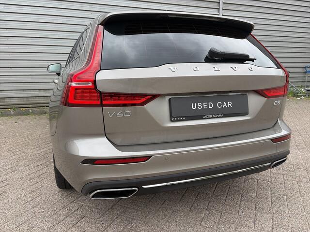 Volvo V60 2.0 B3 Inscription / Stoelverwarming / Elektr. Verstelb. Voorstoelen / Panoramadak /