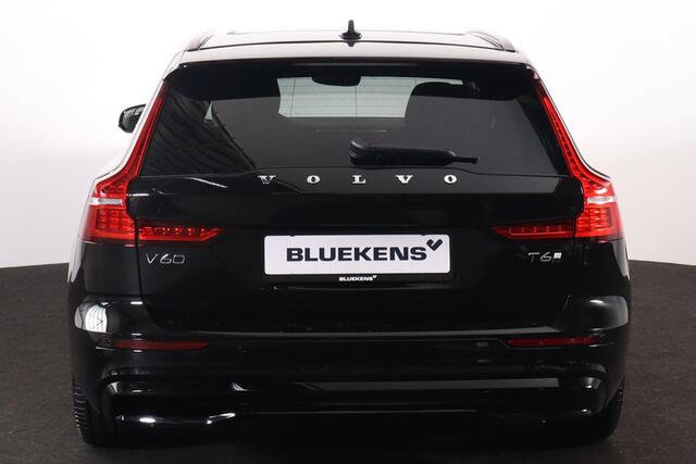 Volvo V60 T6 Recharge AWD Plus Dark - Panorama/schuifdak - IntelliSafe Assist & Surround - 360º Camera - Harman/Kardon audio - Verwarmde voorstoelen, stuur & achterbank - Parkeersensoren voor & achter - Elektr. bedienb. voorstoelen met geheugen - Head up display - 