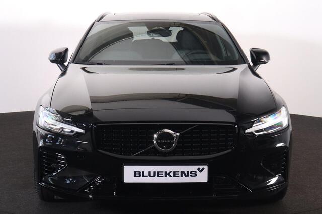 Volvo V60 T6 Recharge AWD Plus Dark - Panorama/schuifdak - IntelliSafe Assist & Surround - 360º Camera - Harman/Kardon audio - Verwarmde voorstoelen, stuur & achterbank - Parkeersensoren voor & achter - Elektr. bedienb. voorstoelen met geheugen - Head up display -