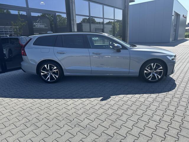 Volvo V60 2.0 B4 Plus Dark ACC|360|Vapour Grey