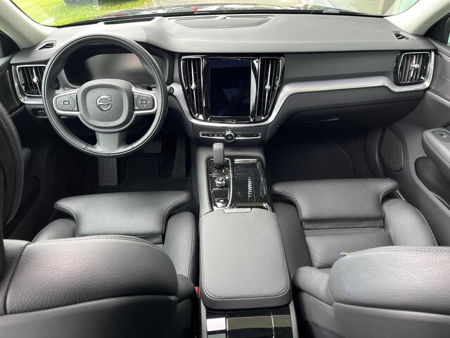 Volvo V60 2.0 T6 Recharge AWD Inscription | Rijklaar incl 12 mnd Bovag | Harman/Kardon audio Panoramadak Carplay DAB
