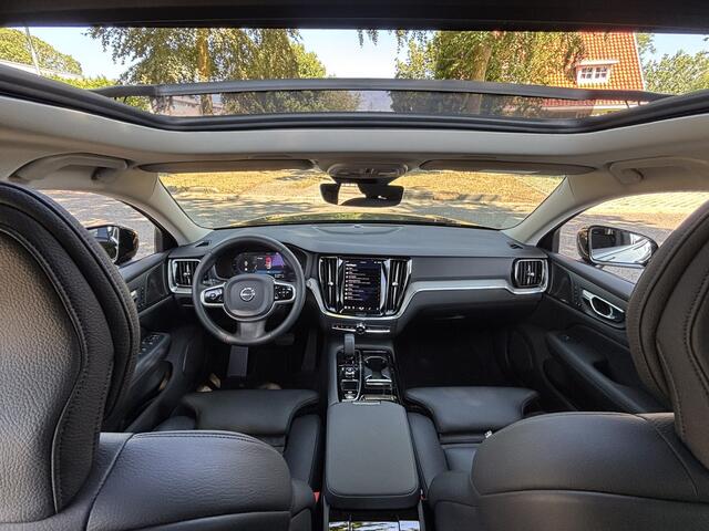 Volvo V60 T6 Recharge AWD Plus Dark Pano 360 Keyless Pilot Assist