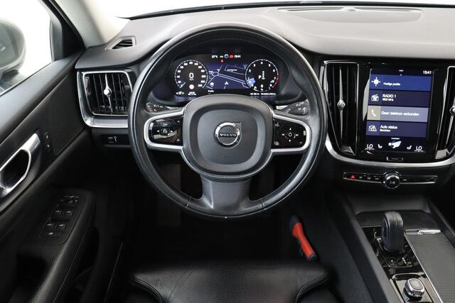 Volvo V60 B3 (M-HYBRID) BUSINESS PRO -LEDER|CAMERA|ADAP.CRUISE|BLIS|CLIMATE|KEYLESS|LENDESTEUN|17"