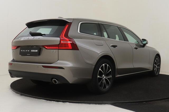 Volvo V60 B3 (M-HYBRID) BUSINESS PRO -LEDER|CAMERA|ADAP.CRUISE|BLIS|CLIMATE|KEYLESS|LENDESTEUN|17"