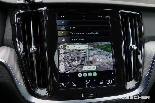 Volvo V60 2.0 B4 197Pk Aut. | R-Design | Achteruitrijcamera | Harman-Kardon | Trekhaak | 20''