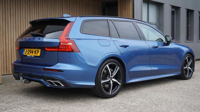 Volvo V60 2.0 163pk B3 R-Design Leder 19inch LM Stoel/Stuurwiel VW. Trekhaak Keyless LED Adaptive Cruise *NL Auto*
