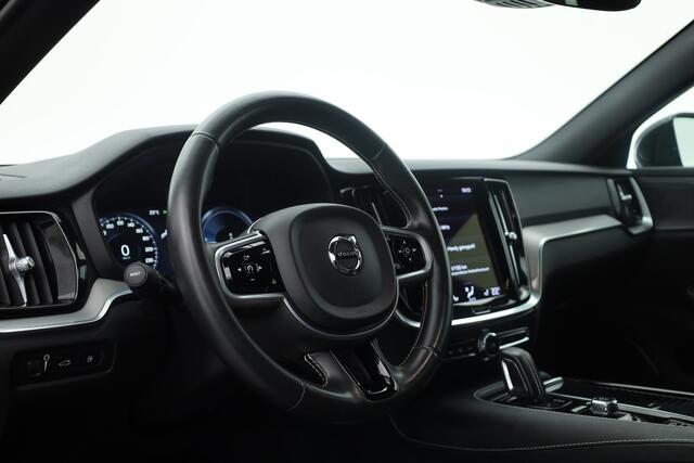 Volvo V60 2.0 T6 Recharge AWD R-Design | Rijklaar | Elek. Trekhaak | Bliss | Harman/Kardon | Memory+Leder | Stoel-Stuurverw/ | Camera+PDC | NAV+App.Connect | LED | Climate | V