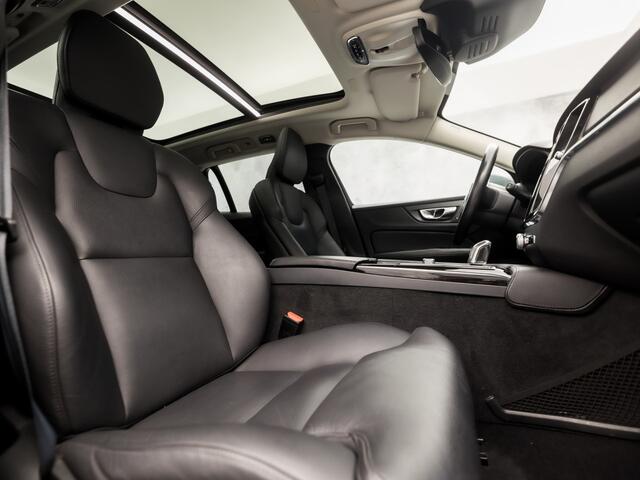Volvo V60 2.0 T8 Twin Engine AWD Inscription 391Pk Automaat (PANORAMADAK, GROOT NAVI, MEMORY SEATS, GETINT GLAS, STUUR/STOELVERWARMING, CAMERA, TREKHAAK, ELEK ACHTERKLEP, NIEUWSTAAT)