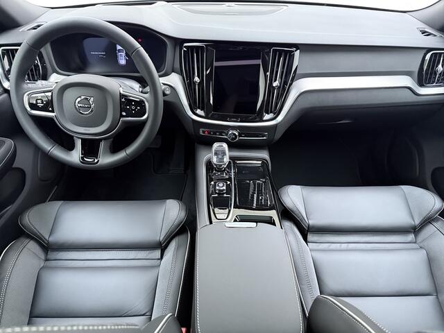 Volvo V60 T6 335pk AWD Plus Dark / Contourstoelen / HUD / Panorama dak / H&K audio / 360 camera /
