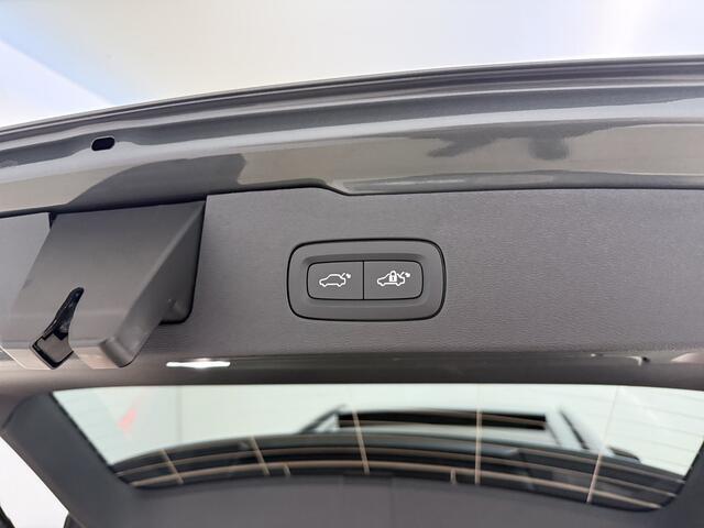Volvo V60 T6 335pk AWD Plus Dark / Contourstoelen / HUD / Panorama dak / H&K audio / 360 camera /