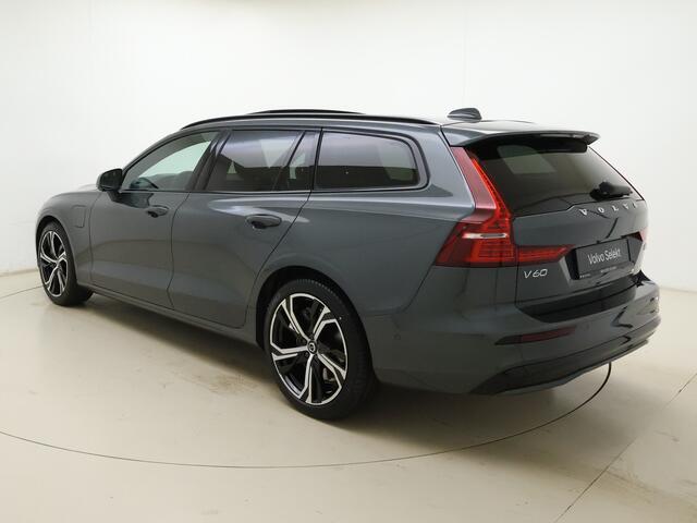Volvo V60 T6 335pk AWD Plus Dark / Contourstoelen / HUD / Panorama dak / H&K audio / 360 camera /