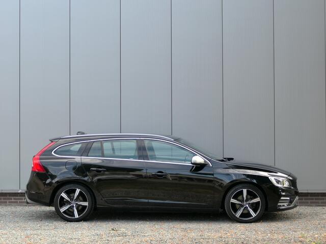 Volvo V60 2.0 T3 Nordic+ Xenon / Trekhaak / Standkachel