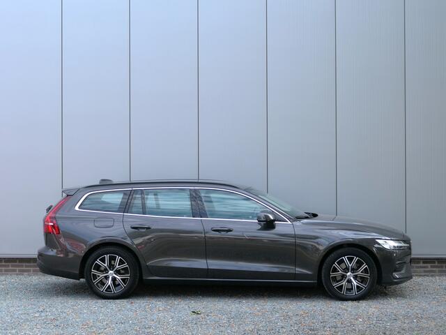 Volvo V60 2.0 B4 Core 12 MND BOVAG-garantie Trekhaak / Pilot Assist / Navi / Elektrische klep