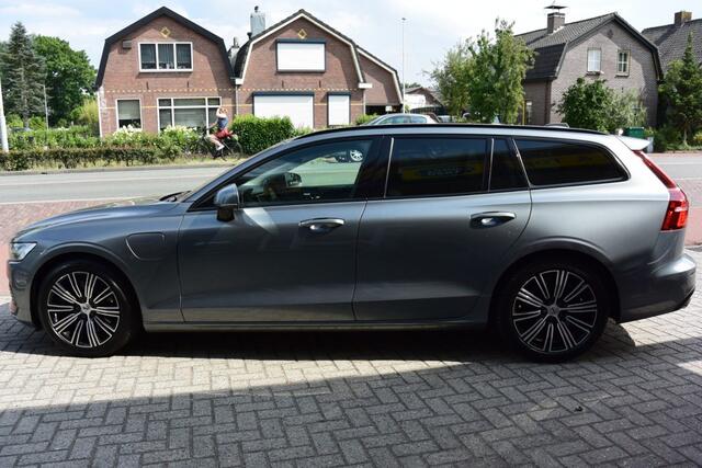 Volvo V60 2.0 T8 TE AWD INSCR. / Panorama / Trekhaak /