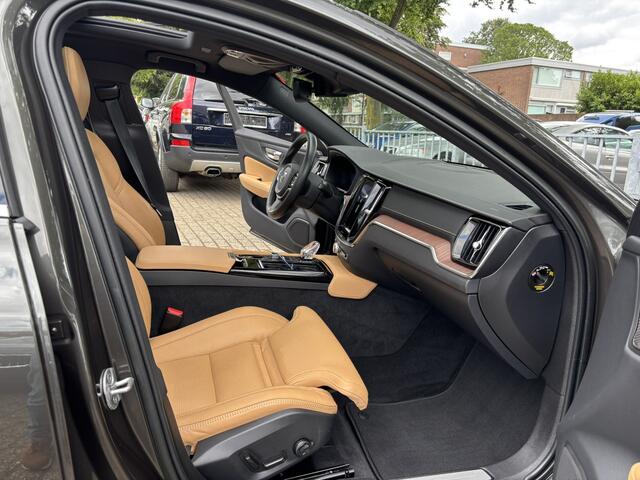 Volvo V60 T6 Recharge AWD Inscription LONG RANGE MASSAGE Pano Keyless HeadUp