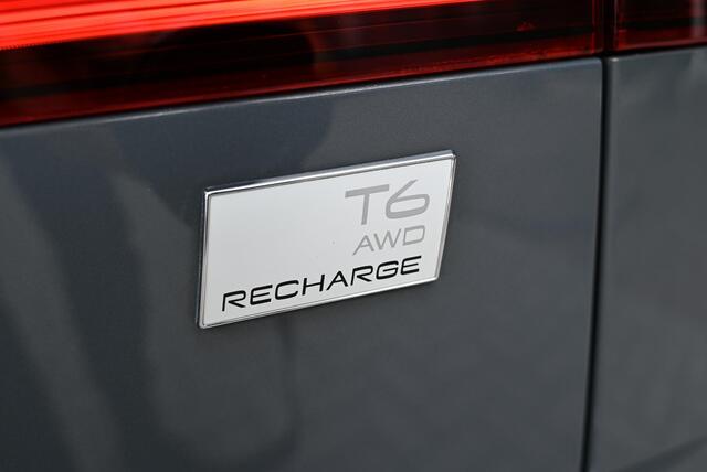 Volvo V60 2.0 T6 Plug-in hybrid AWD Plus Dark