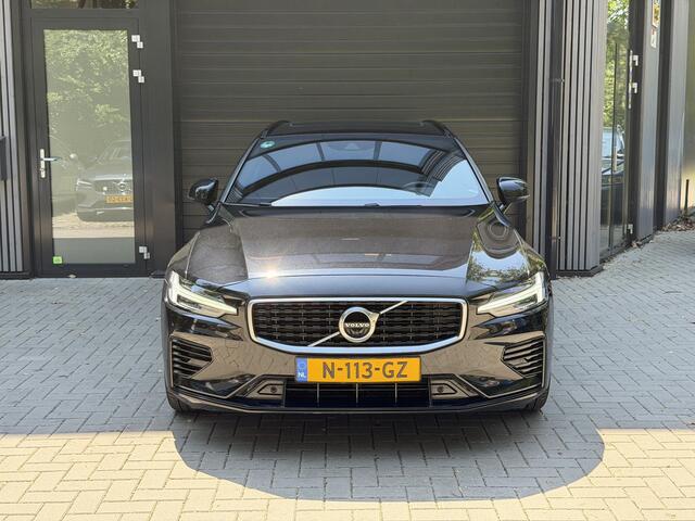 Volvo V60 2.0 T8 Twin Engine AWD R-Design