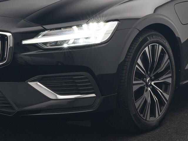 Volvo V60 T6 PHEV AWD Plus Bright 350pk Dealer O.H | Trekhaak Af Fabriek | Adaptive Cruise | Camera | Lederen Sportstoelen Memory & Verwarmd | Apple Carplay | Keyless | Google Assistant & Maps | Stuurverwarming | Pilot Assist | Virtual | Navigatie | DAB | 18"L.M | 