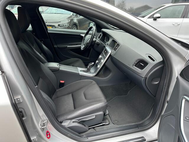 Volvo V60 V60 1.5 T2 Nordic Aut.Navigatie stoelverwarming standkachel