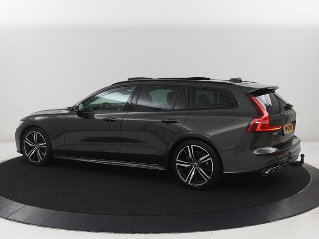 Volvo V60 2.0 B3 R-Design | Panoramadak | Trekhaak | Leder | Memory | Stuur/stoel verwarming | Harman/Kardon | Camera | Adaptive cruise | Carplay |