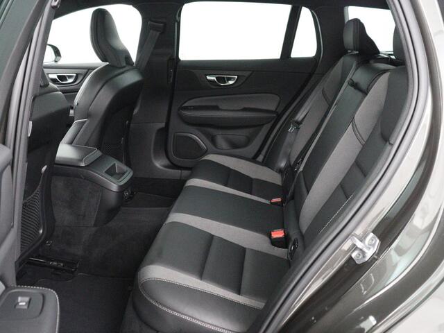 Volvo V60 2.0 B3 R-Design | Panoramadak | Trekhaak | Leder | Memory | Stuur/stoel verwarming | Harman/Kardon | Camera | Adaptive cruise | Carplay |