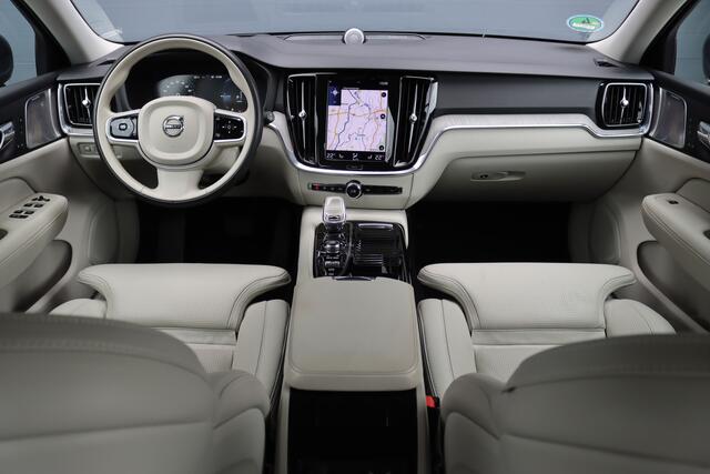 Volvo V60 2.0 T8 Twin Engine AWD Inscription | Bowers&Wilkins | Massage | Trekhaak | Memory | HUD | ACC | Stoelventilatie | Verwarmd Stuurwiel | Nappa Leder | IntelliSafe PRO |