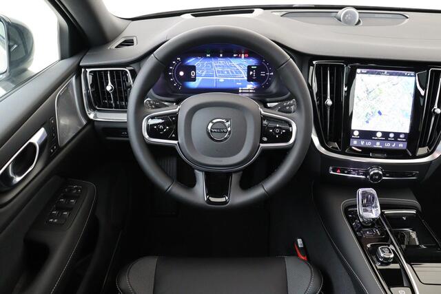 Volvo V60 T6 PLUG-IN HYBRID AWD ULTRA DARK *VOL!* -PANO.DAK|BOWERS&WILKNS|360°CAM|HEAD-UP DISP.|SPORTSTOELEN|PRIVACY.GLAS|20"|SoH:100%