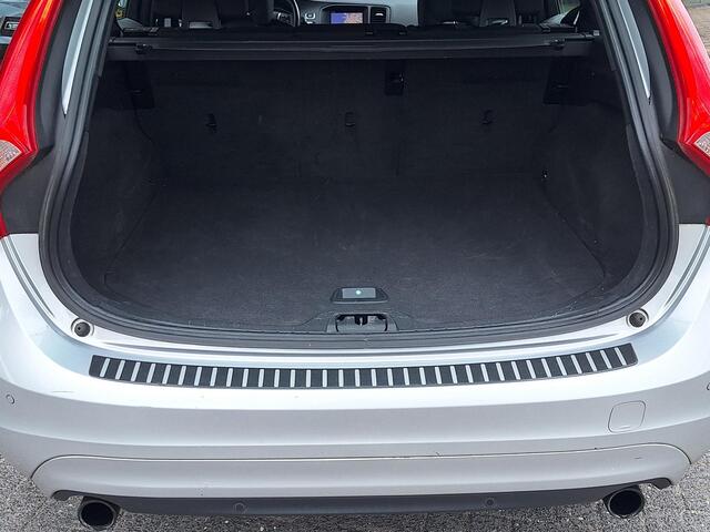 Volvo V60 1.5 T3 Polar+ Automaat | Bi xenon | Climate | Navi | Stoelverwarming V+A |