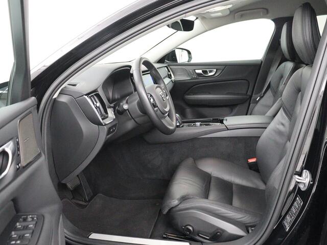 Volvo V60 2.0 T6 Plug-in hybrid AWD Core Bright | SOH 97.0% | Leder | Harman/Kardon | 360 camera | Stuur/stoel verwarming | Carplay | Climate control | Memory | Full LED |