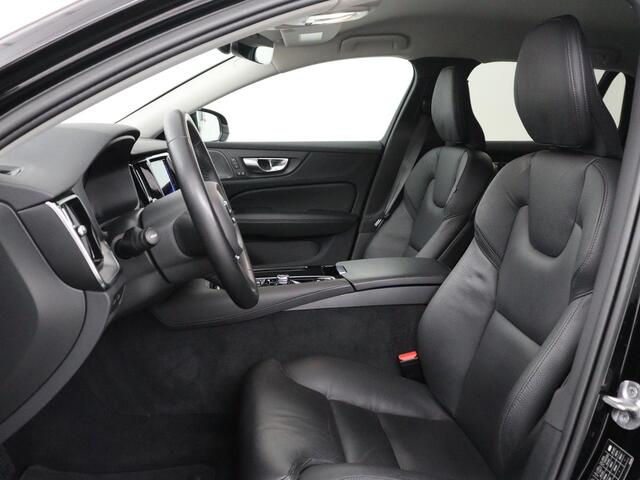 Volvo V60 2.0 T6 Plug-in hybrid AWD Core Bright | SOH 97.0% | Leder | Harman/Kardon | 360 camera | Stuur/stoel verwarming | Carplay | Climate control | Memory | Full LED |
