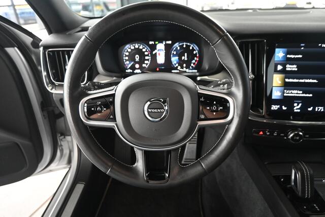 Volvo V60 2.0 B4 R-Design Navigatie Carplay Stoel/Stoelverwarming Virtual Goed Onderhouden! Inruil Mogelijk!