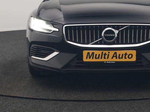 Volvo V60 T6 Recharge AWD Inscription PHEV 340pk Dealer O.H | Trekhaak Af Fabriek | Camera | Harman / Kardon | Lederen Sportstoelen Verwarmd | Cruise Control | Apple Carplay | Stuurverwarming | Keyless | Virtual | Navigatie | DAB | 18"L.M |