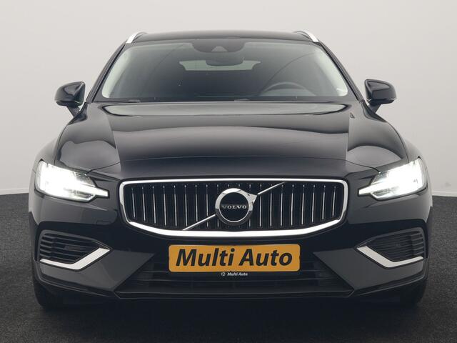 Volvo V60 T6 Recharge AWD Inscription PHEV 340pk Dealer O.H | Trekhaak Af Fabriek | Camera | Harman / Kardon | Lederen Sportstoelen Verwarmd | Cruise Control | Apple Carplay | Stuurverwarming | Keyless | Virtual | Navigatie | DAB | 18"L.M |