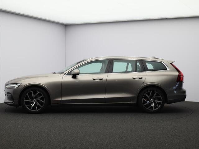 Volvo V60 2.0 T5 Momentum Pro / Adaptive Cruise / Pilot Assist / BLIS / Elektrische Achterklep / Carplay /