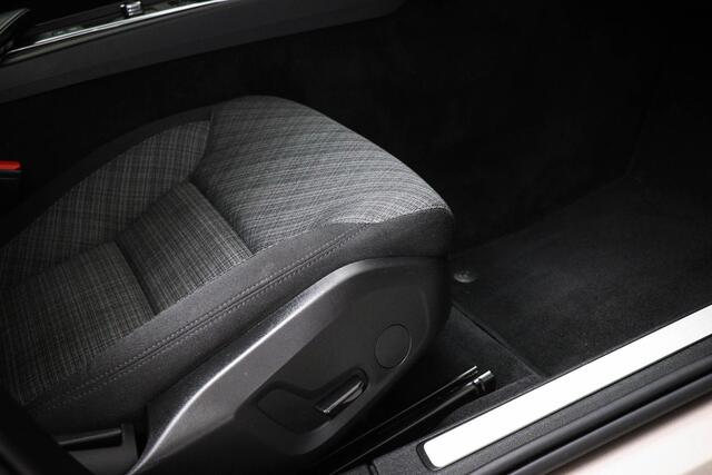 Volvo V60 2.0 B3 Essential | PARK ASSIST PACK | CLIMA | DAB | APPLE | CAMERA