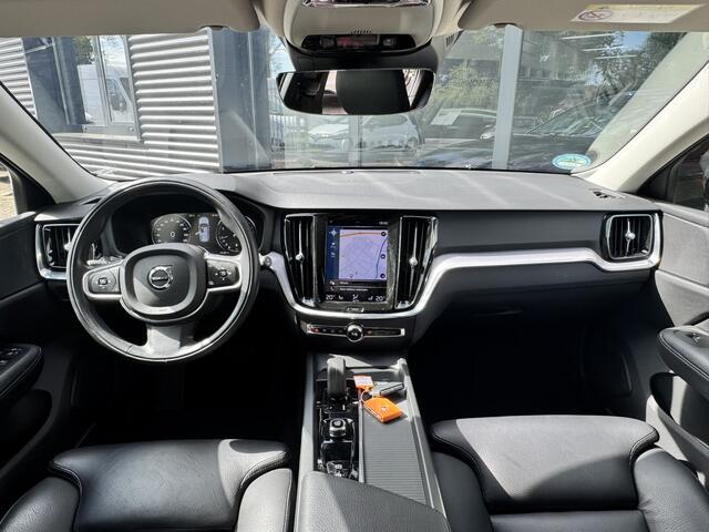 Volvo V60 2.0 B3 Momentum*LED*ACC*Leder*EXPORT/EX.BPM*